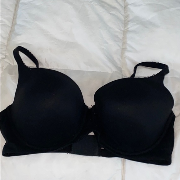 Victoria’s Secret Lightly Lined Bra - Picture 1 of 2
